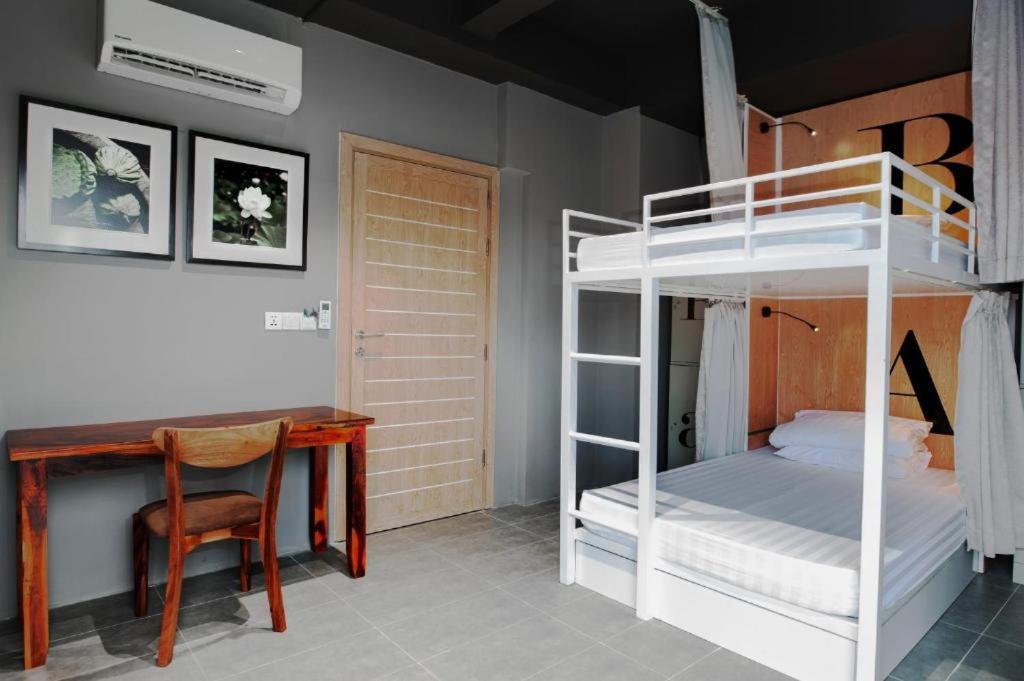 Sky Hotel Central Phnom Penh - Rooms & Apartments Szoba fotó