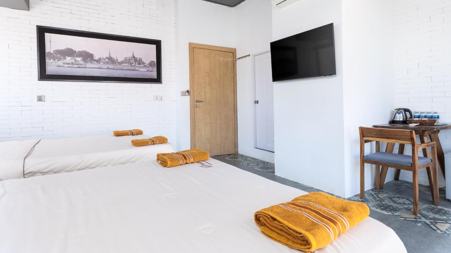 Sky Hotel Central Phnom Penh - Rooms & Apartments Kültér fotó